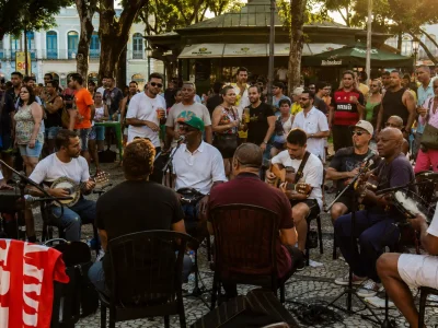 Cultura popular mantém viva a identidade carioca